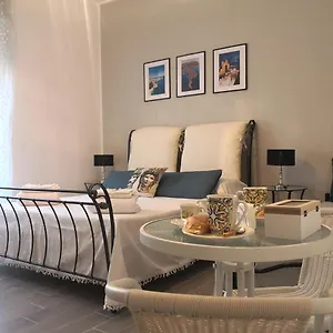 Casa La Morettina - Cortile Privato Interno , Syracuse Italia